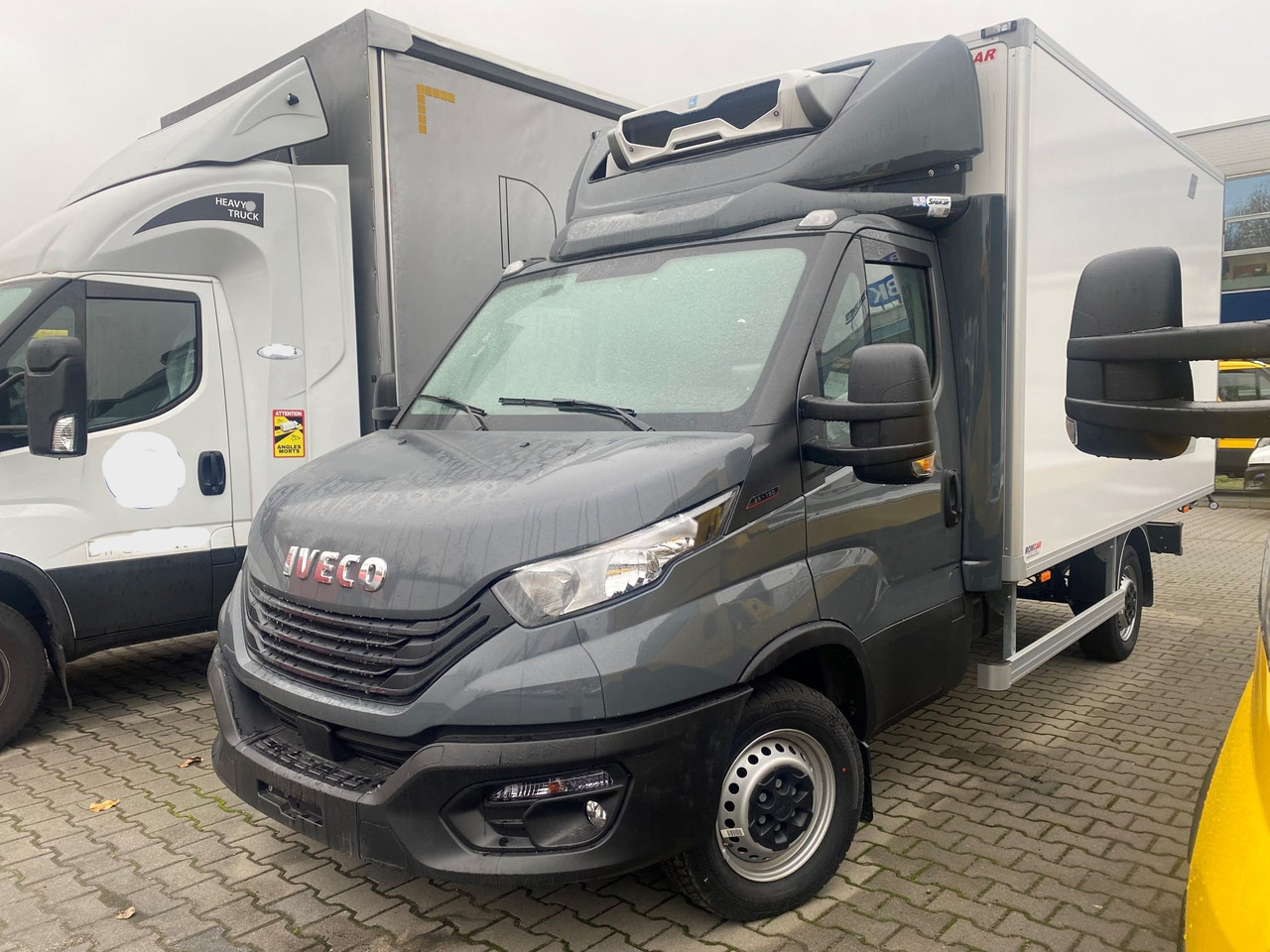 Iveco Daily 35C18 Tiefkühlkoffer -20°C - Carrinha frigorífica: foto 1 Iveco Daily 35C18 Tiefkühlkoffer -20°C - Carrinha frigorífica: foto 1