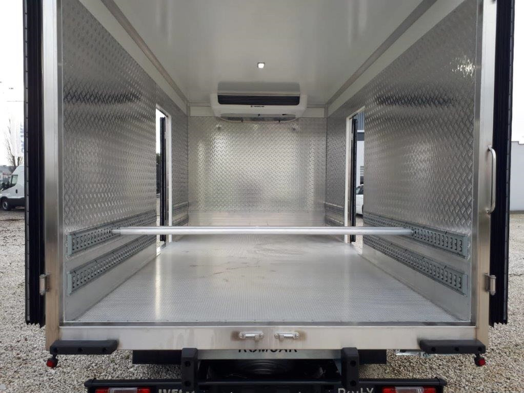 Iveco Daily 70C21A8 Tiefkühkoffer -18°C - Carrinha frigorífica: foto 2 Iveco Daily 70C21A8 Tiefkühkoffer -18°C - Carrinha frigorífica: foto 2