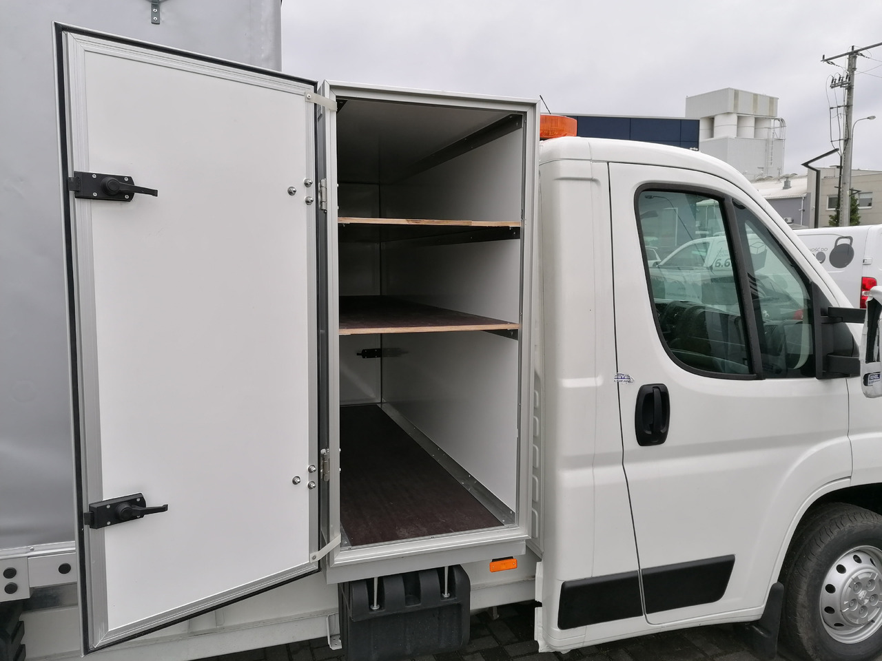 Renault Master 170 Kipper - Carrinha basculante: foto 4 Renault Master 170 Kipper - Carrinha basculante: foto 4