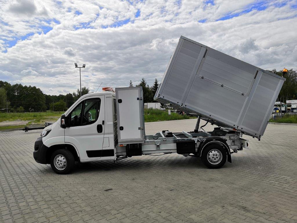 Renault Master 170 Kipper - Carrinha basculante: foto 1 Renault Master 170 Kipper - Carrinha basculante: foto 1