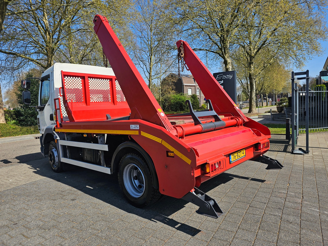 DAF LF 220 Euro 6 - Camião multibenne: foto 4 DAF LF 220 Euro 6 - Camião multibenne: foto 4