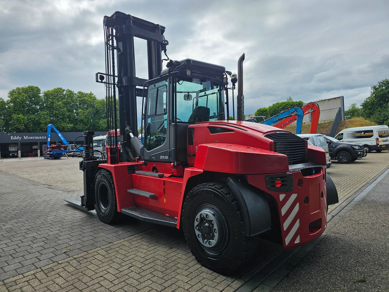 Kalmar DCG 120-6 Diesel - Empilhador: foto 2 Kalmar DCG 120-6 Diesel - Empilhador: foto 2