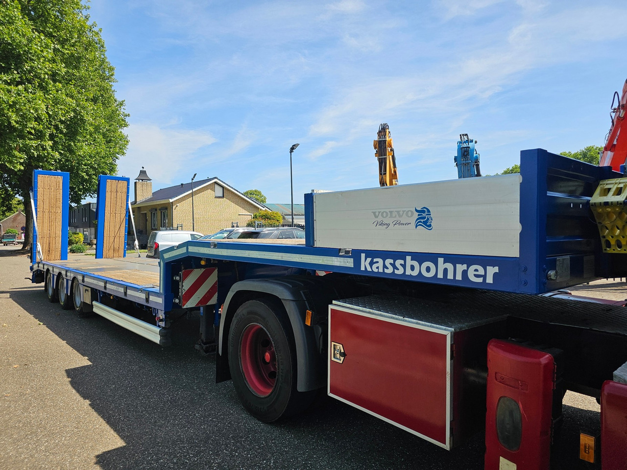 Kässbohrer LB3E With Hydraulic Flip Ramps - Semi-reboque baixa: foto 3 Kässbohrer LB3E With Hydraulic Flip Ramps - Semi-reboque baixa: foto 3