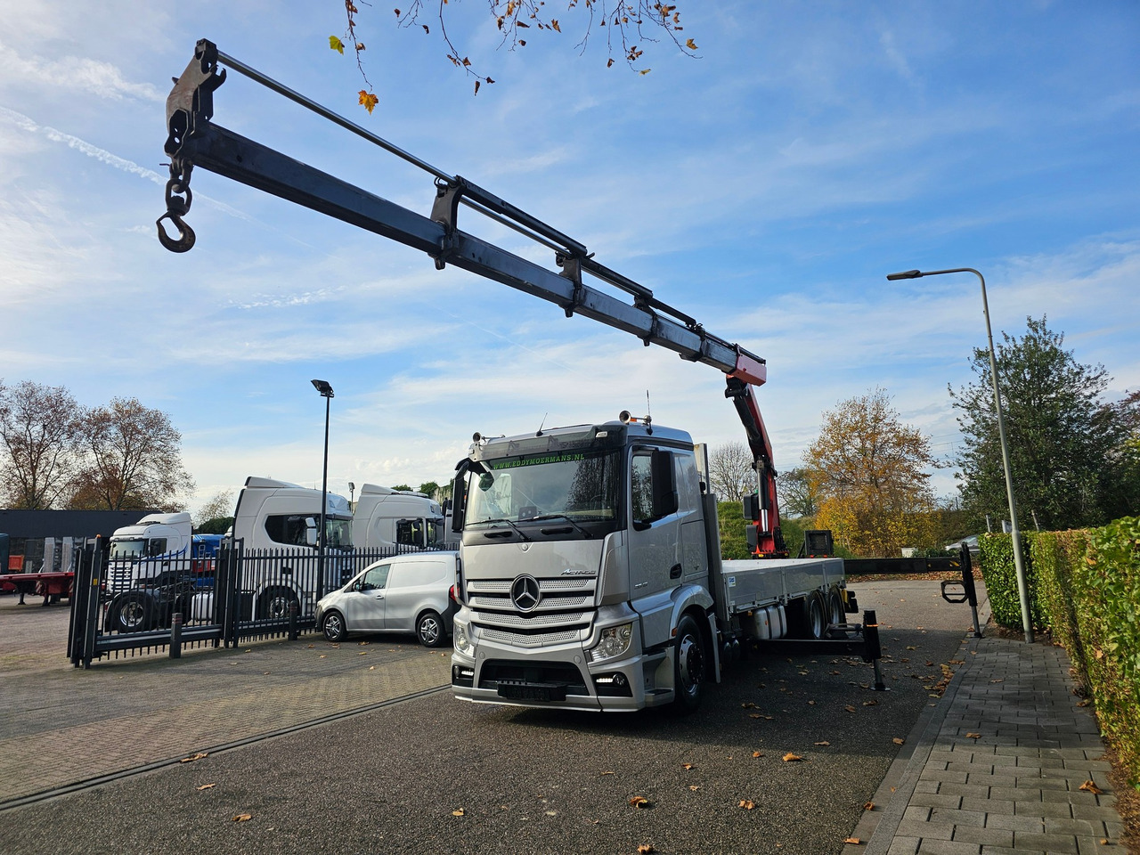 Mercedes Benz Actros 2645 6x4 - Camião de caixa aberta/ Plataforma, Camião grua: foto 3 Mercedes Benz Actros 2645 6x4 - Camião de caixa aberta/ Plataforma, Camião grua: foto 3