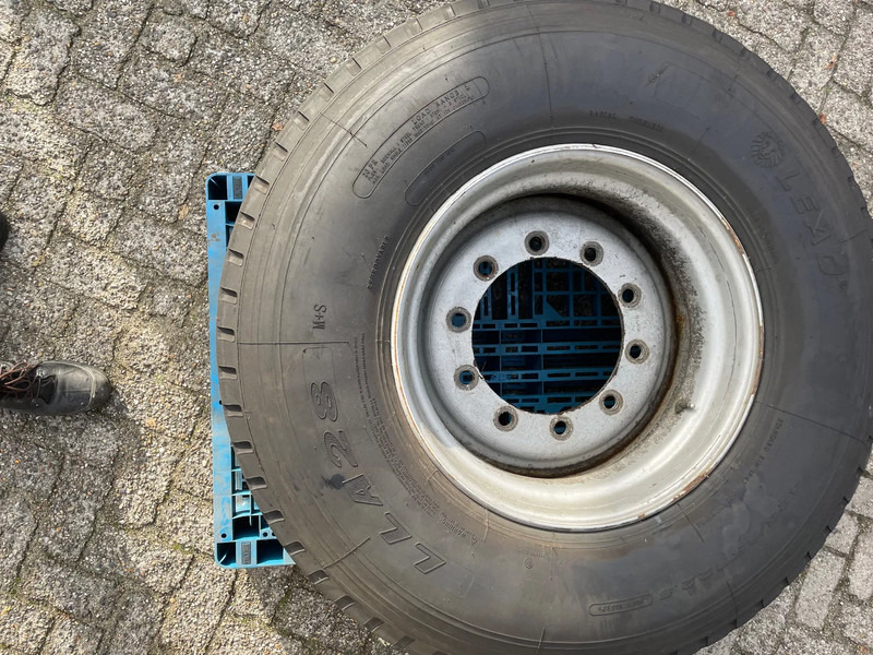 Hankook 425/65 R22,5 4 stuks LEAD - Pneu para Camião: foto 1 Hankook 425/65 R22,5 4 stuks LEAD - Pneu para Camião: foto 1