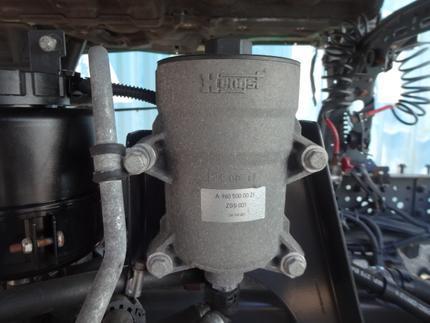 COOLANT FILTER ACTROS MP4 - Sistema de arrefecimento para Camião: foto 1 COOLANT FILTER ACTROS MP4 - Sistema de arrefecimento para Camião: foto 1