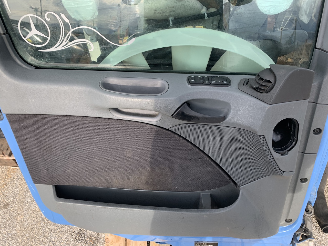 Porta e peças para Camião DOOR ACTROS MP2-3 LEFT AND RIGHT MEGA SPACE CAB: foto 17