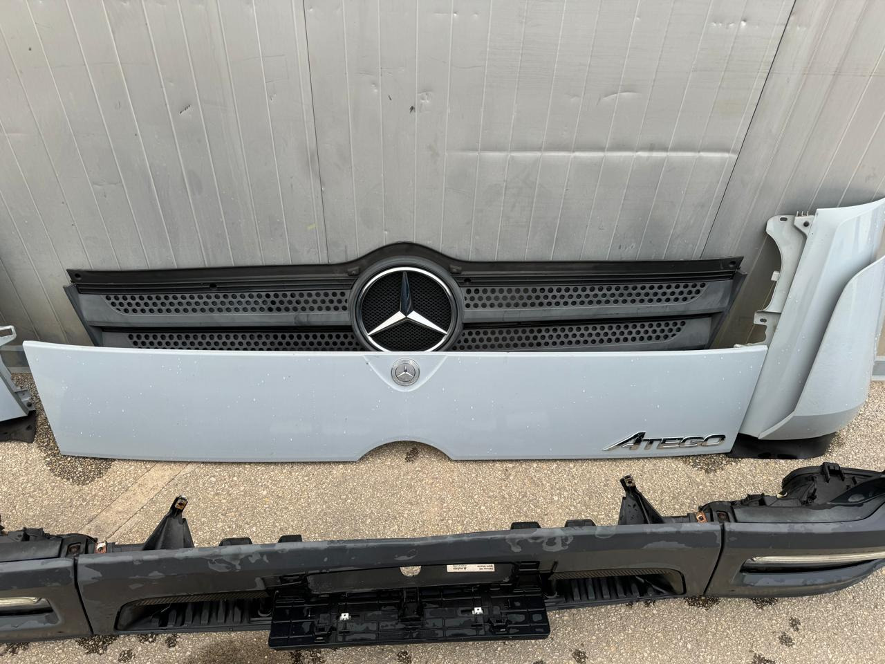 FRONT PACKET ATEGO 4 - Carroceria e exterior: foto 5 FRONT PACKET ATEGO 4 - Carroceria e exterior: foto 5