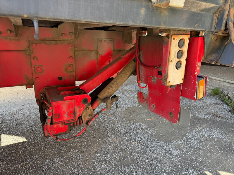 Camião de caixa aberta/ Plataforma, Camião grua Scania P94D: foto 15