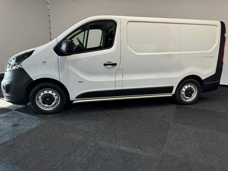 Opel VIVARO L1H1 Euro 6 Airco Navigatie Cruise control - Furgão compacto: foto 4 Opel VIVARO L1H1 Euro 6 Airco Navigatie Cruise control - Furgão compacto: foto 4