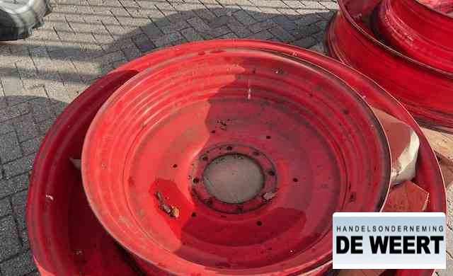 Fendt velgen 50" - Jantes e pneus para Máquina agrícola: foto 3 Fendt velgen 50" - Jantes e pneus para Máquina agrícola: foto 3