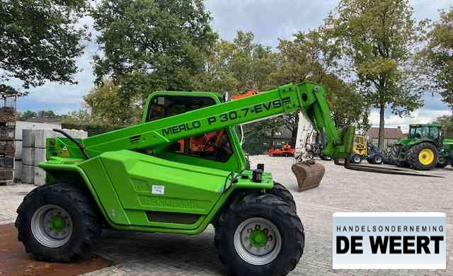 Merlo P30.7 EVS - Empilhador telescópico: foto 4 Merlo P30.7 EVS - Empilhador telescópico: foto 4