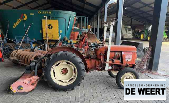 Renault type 50 smalspoor traktor - Mini trator: foto 3 Renault type 50 smalspoor traktor - Mini trator: foto 3