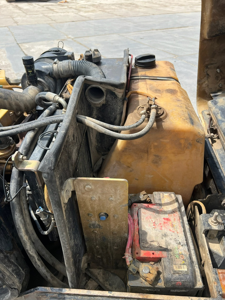 Rolo CATERPILLAR CB-225E: foto 20