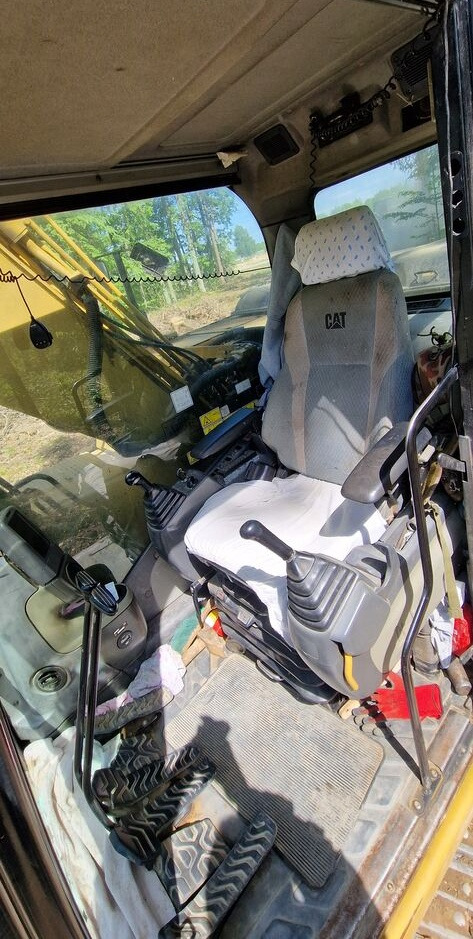 Escavadora de rastos Caterpillar 320D: foto 6