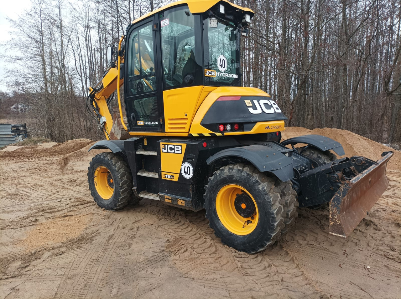 JCB HD110WT T4F - Mini escavadeira: foto 1 JCB HD110WT T4F - Mini escavadeira: foto 1