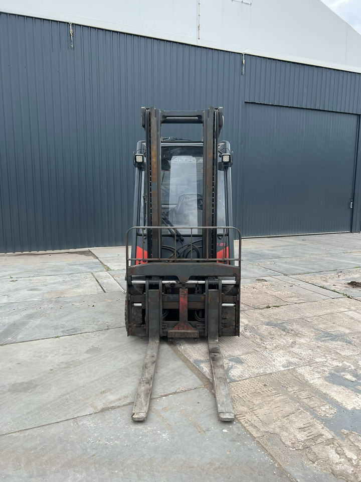 LINDE H25D-02 - Empilhador: foto 3 LINDE H25D-02 - Empilhador: foto 3