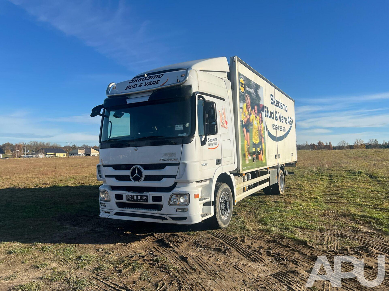 Mercedes Actros 1832 - Camião furgão: foto 2 Mercedes Actros 1832 - Camião furgão: foto 2