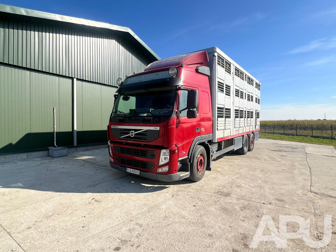 Volvo Fm 410 DO PRZEWOZU BYDŁA - Camião transporte de gado: foto 1 Volvo Fm 410 DO PRZEWOZU BYDŁA - Camião transporte de gado: foto 1