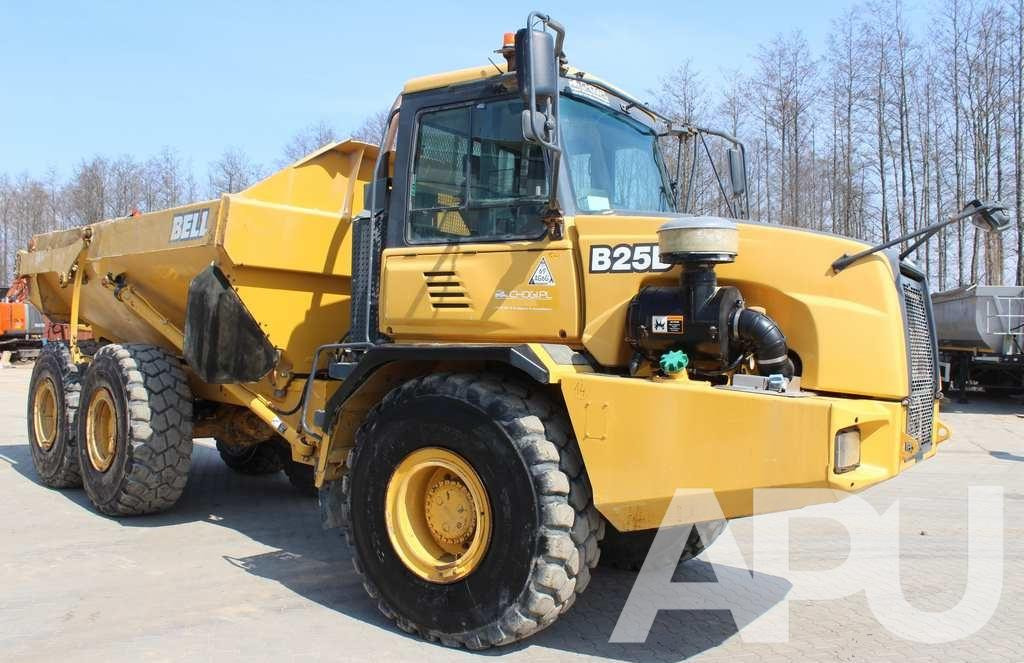 WOZIDŁO Bell ADT B25D 6×6 - Caminhão articulado: foto 5 WOZIDŁO Bell ADT B25D 6×6 - Caminhão articulado: foto 5