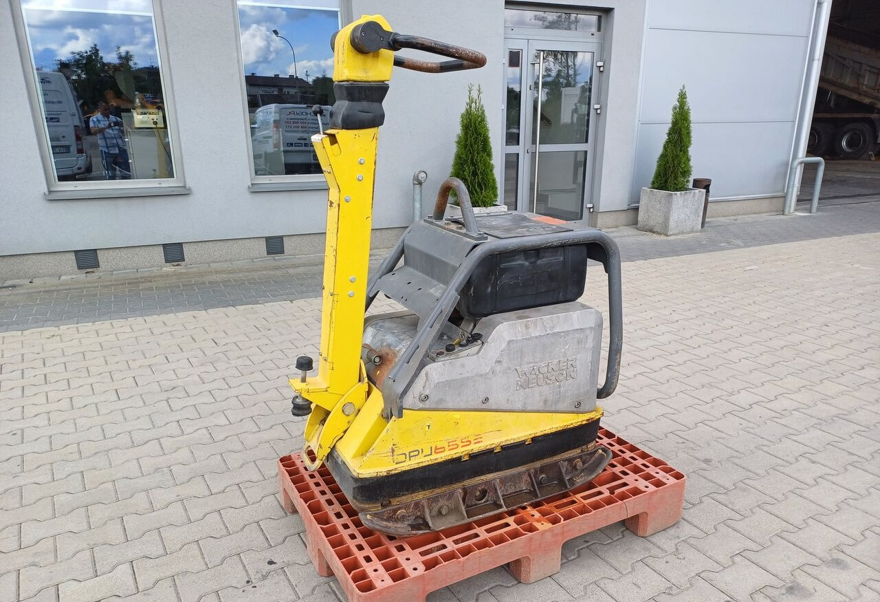 Wacker Neuson DPU 6555 - Placas vibratórias: foto 1 Wacker Neuson DPU 6555 - Placas vibratórias: foto 1