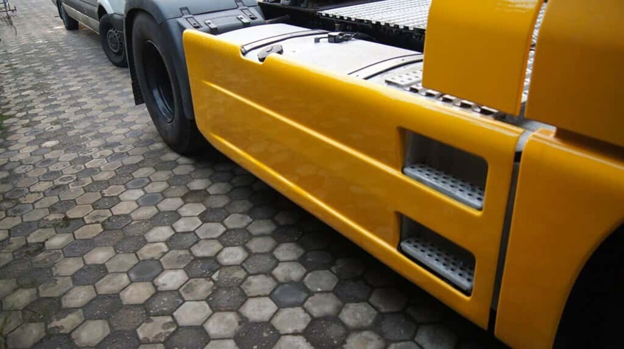 000060 Man tga tgx euro 5 zijskirt chassisskirts SET - Estrutura/ Châssis para Camião: foto 1 000060 Man tga tgx euro 5 zijskirt chassisskirts SET - Estrutura/ Châssis para Camião: foto 1