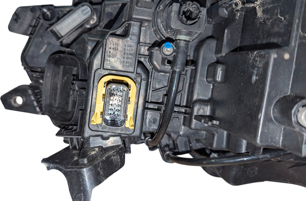 DAF XD XF XG LED-KOPLAMP RECHTS OE | GEBRUIKT | 2188977U - Farol dianteira para Camião: foto 4 DAF XD XF XG LED-KOPLAMP RECHTS OE | GEBRUIKT | 2188977U - Farol dianteira para Camião: foto 4