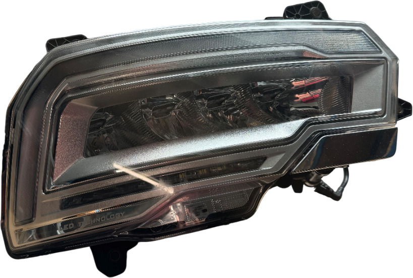 DAF XD XF XG LED KOPLAMP RRV RECHTS GEBRUIKT 2188971U - Farol dianteira para Camião: foto 1 DAF XD XF XG LED KOPLAMP RRV RECHTS GEBRUIKT 2188971U - Farol dianteira para Camião: foto 1