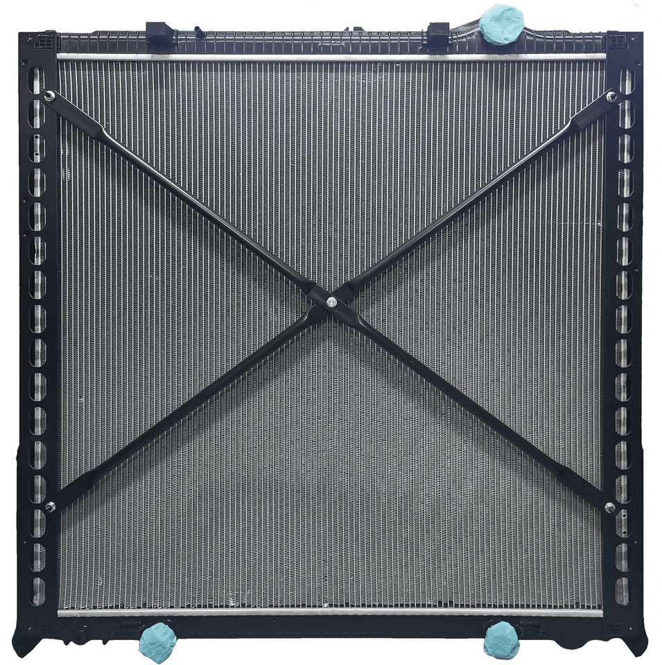 DAF XF 106 WATER RADIATEUR MET RAND 1940146a - Radiador para Camião: foto 1 DAF XF 106 WATER RADIATEUR MET RAND 1940146a - Radiador para Camião: foto 1