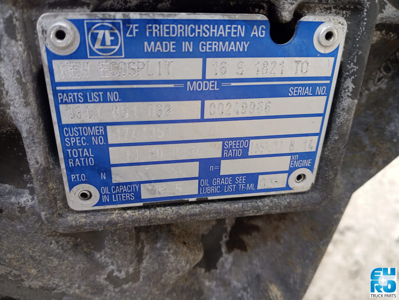 DAF ZF VERSNELLINGSBAK GEBRUIKT ZF16S1821TO MET RETARDER IT ECOSPLIT 6085005044 000242 - Caixa de velocidade para Camião: foto 3 DAF ZF VERSNELLINGSBAK GEBRUIKT ZF16S1821TO MET RETARDER IT ECOSPLIT 6085005044 000242 - Caixa de velocidade para Camião: foto 3