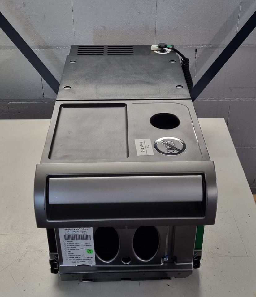 FRIGIDER DAF XF EURO 6 KOELBOX 40 LTR 2133309 - Cabine e interior para Camião: foto 1 FRIGIDER DAF XF EURO 6 KOELBOX 40 LTR 2133309 - Cabine e interior para Camião: foto 1