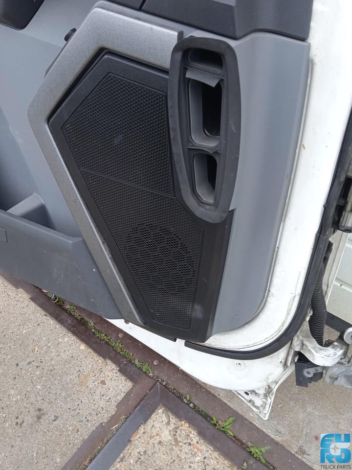 RENAULT T-RANGE PORTIER LINKS COMPLETE GEBRUIKT 7482702620UA - Porta e peças para Camião: foto 5 RENAULT T-RANGE PORTIER LINKS COMPLETE GEBRUIKT 7482702620UA - Porta e peças para Camião: foto 5