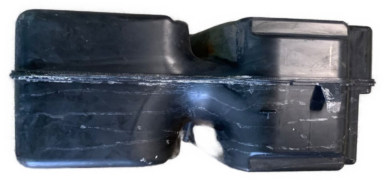 SC ADBLUE / REDUCTANT TANK 105 DM³ 2393232U - Tanque para AdBlue para Camião: foto 5 SC ADBLUE / REDUCTANT TANK 105 DM³ 2393232U - Tanque para AdBlue para Camião: foto 5
