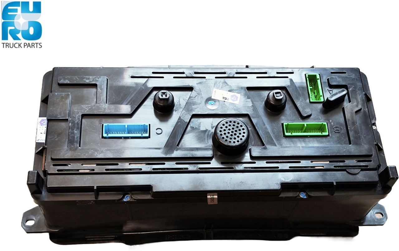VOLVO FH13 COMBI INSTRUMENT GEREVISEERD + BORG 20739270REC - Painel de instrumentos para Camião: foto 2 VOLVO FH13 COMBI INSTRUMENT GEREVISEERD + BORG 20739270REC - Painel de instrumentos para Camião: foto 2
