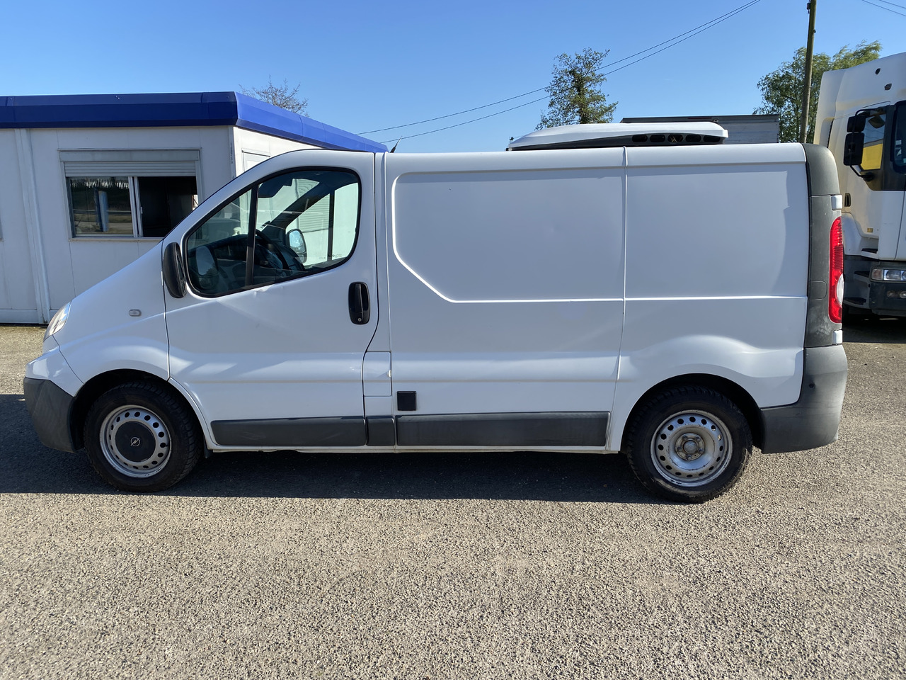 RENAULT trafic frigo - Carrinha frigorífica: foto 4 RENAULT trafic frigo - Carrinha frigorífica: foto 4
