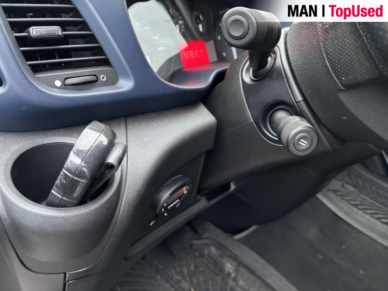 IVECO 35S16 - Carrinha de contentor: foto 2 IVECO 35S16 - Carrinha de contentor: foto 2