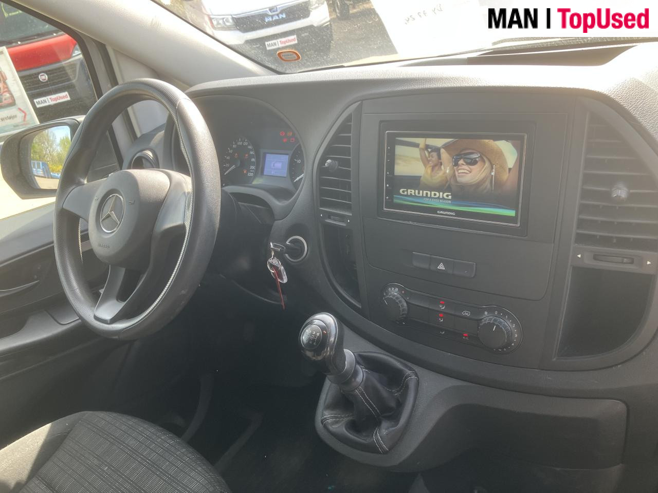 MERCEDES-BENZ VITO 111 KASSEVOGN - Furgão compacto: foto 4 MERCEDES-BENZ VITO 111 KASSEVOGN - Furgão compacto: foto 4