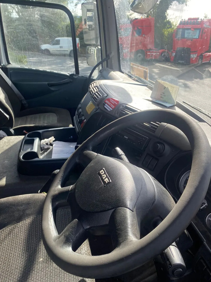 2012 DAF CF 65.250 4×2 Curtainsider - Camião de lona: foto 5 2012 DAF CF 65.250 4×2 Curtainsider - Camião de lona: foto 5