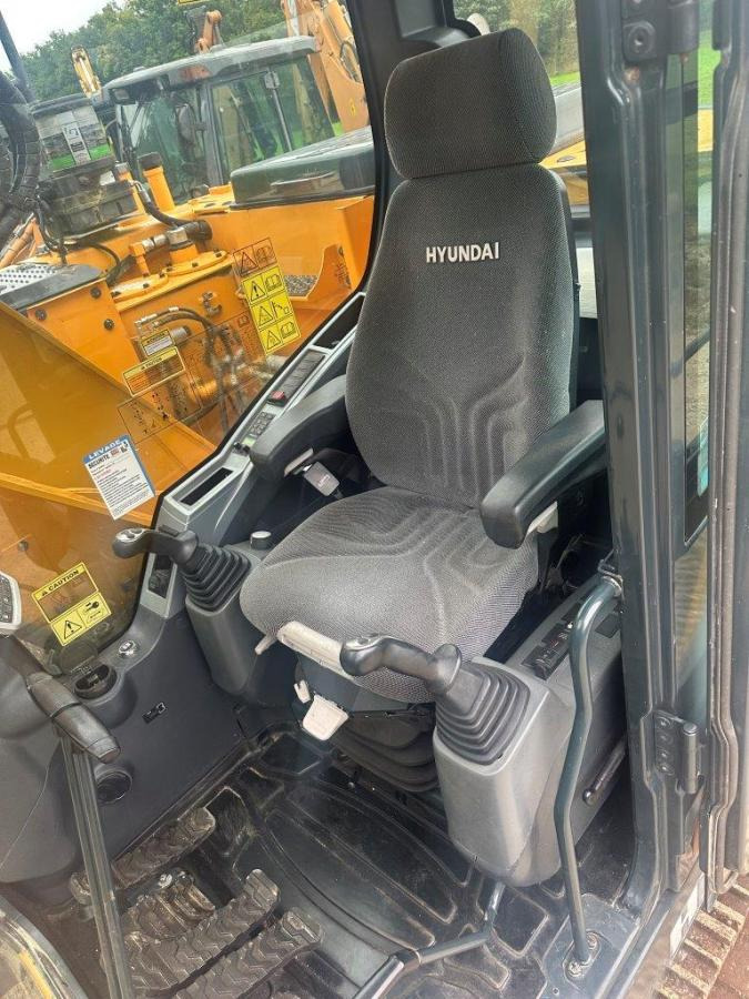 Escavadora de rastos Hyundai HX145 LCR: foto 8