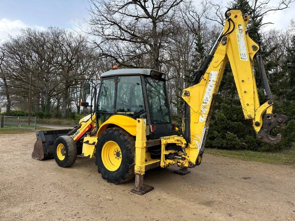 New Holland LB 95 B-4 PT - Retroescavadeira: foto 3 New Holland LB 95 B-4 PT - Retroescavadeira: foto 3