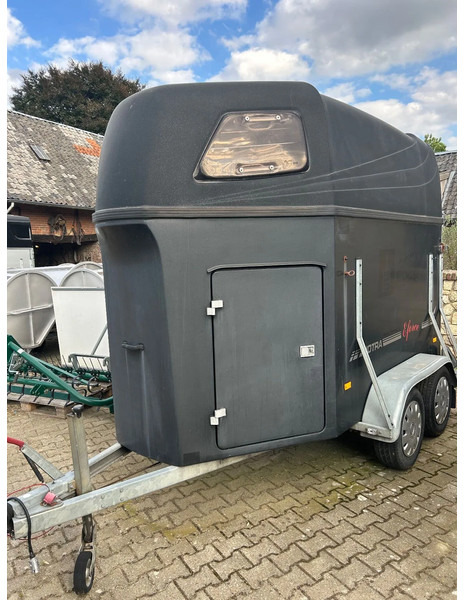 Hotrarijs Hotra E-force 2-Paards polyester trailer - Reboque para cavalos: foto 1 Hotrarijs Hotra E-force 2-Paards polyester trailer - Reboque para cavalos: foto 1