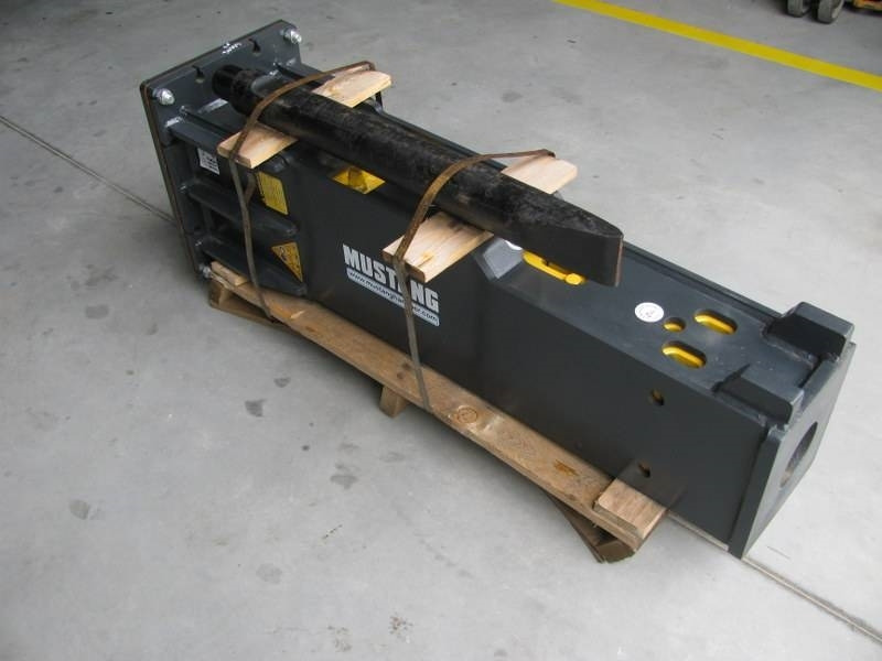 Mustang HM1302 NOVO teža 800kg - Martelo hidráulico para Máquina de construção: foto 2 Mustang HM1302 NOVO teža 800kg - Martelo hidráulico para Máquina de construção: foto 2