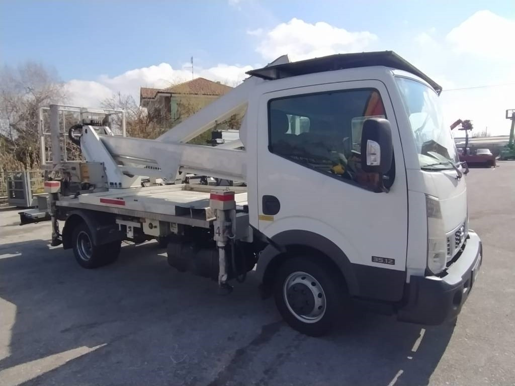 Multitel HX200 - Caminhão com plataforma aérea: foto 5 Multitel HX200 - Caminhão com plataforma aérea: foto 5