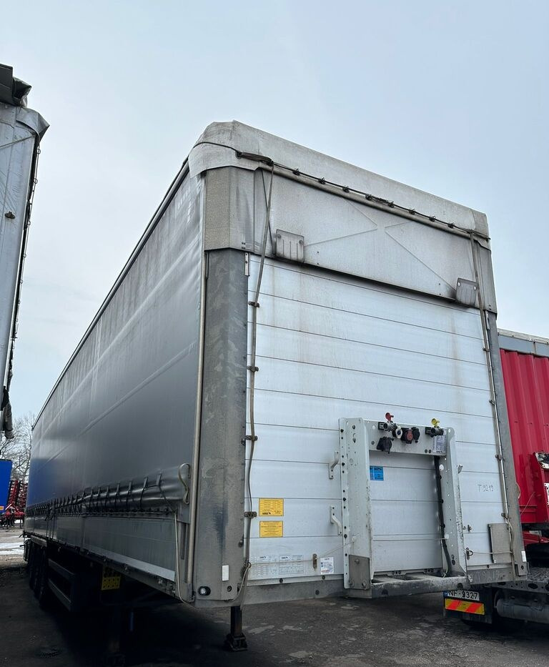 Schmitz Cargobull SCS 24 Boards curtainsider - Semi-reboque de lona: foto 2 Schmitz Cargobull SCS 24 Boards curtainsider - Semi-reboque de lona: foto 2