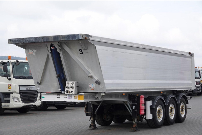 Benalu WYWROTKA / 26 m3 / ALUMINIOWA / OŚ PODNOSZONA / WAGA: 5 000 KG / - Semi-reboque basculante: foto 1 Benalu WYWROTKA / 26 m3 / ALUMINIOWA / OŚ PODNOSZONA / WAGA: 5 000 KG / - Semi-reboque basculante: foto 1