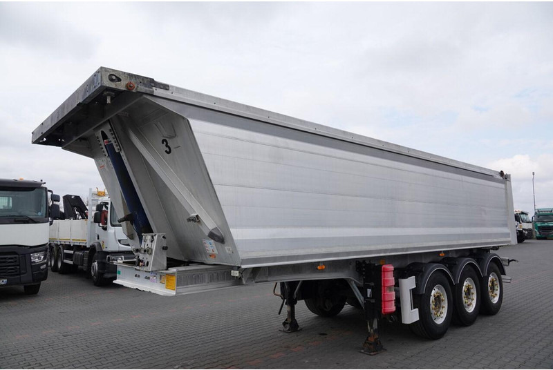 Benalu WYWROTKA / 26 m3 / ALUMINIOWA / OŚ PODNOSZONA / WAGA: 5 000 KG / - Semi-reboque basculante: foto 2 Benalu WYWROTKA / 26 m3 / ALUMINIOWA / OŚ PODNOSZONA / WAGA: 5 000 KG / - Semi-reboque basculante: foto 2