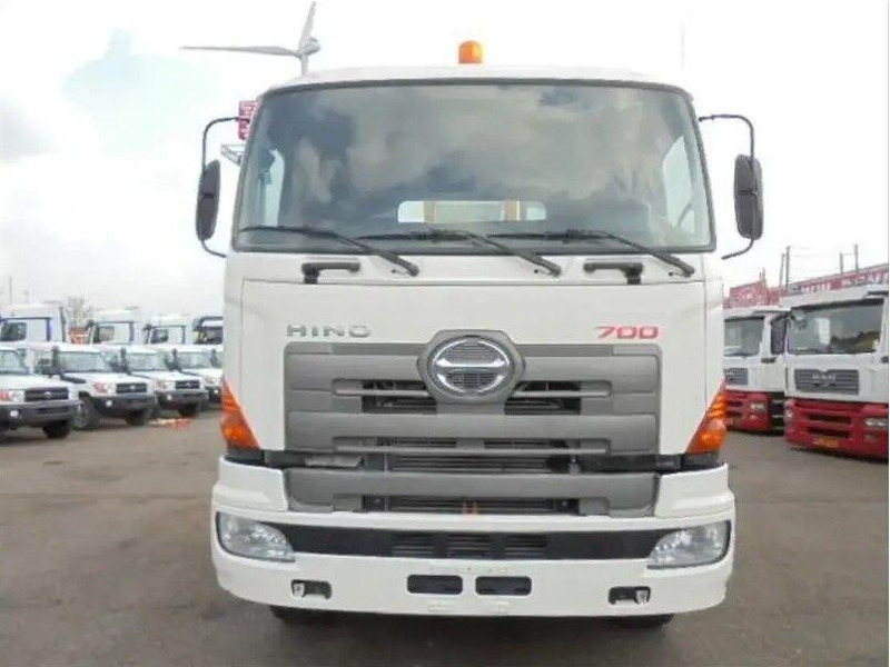 Hino 700 3441 6X4 Emelőkosaras 22,8m - Camião, Camião grua: foto 4 Hino 700 3441 6X4 Emelőkosaras 22,8m - Camião, Camião grua: foto 4