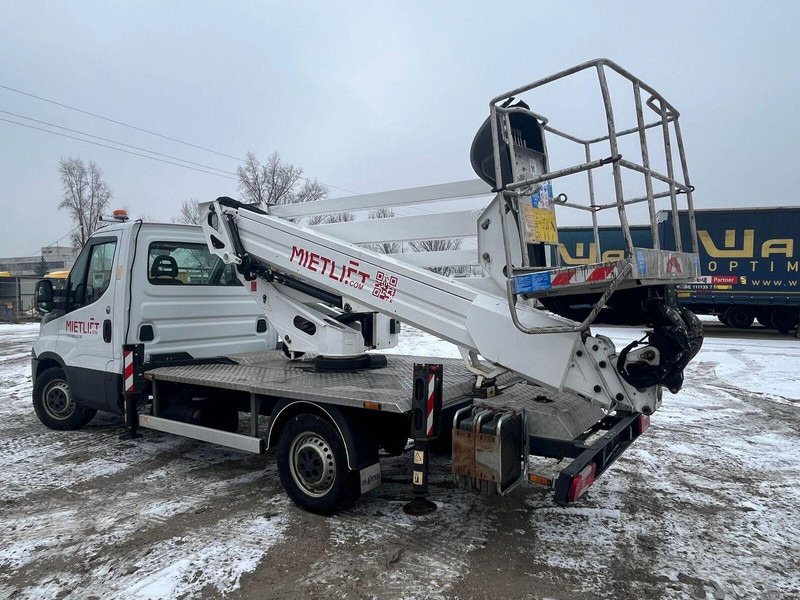 Camião, Camião grua Iveco Daily 35-120 Oil & Steel Snake 2010 H Plus 20 m - Lifting Baske: foto 11 Camião, Camião grua Iveco Daily 35-120 Oil & Steel Snake 2010 H Plus 20 m - Lifting Baske: foto 11