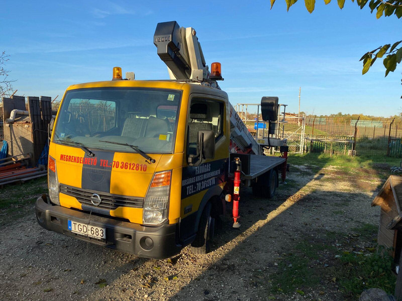Nissan Cabstar 35.12 - ISOLI PT 225 aerial working platform 22,5m - 3,5 - Camião, Camião grua: foto 2 Nissan Cabstar 35.12 - ISOLI PT 225 aerial working platform 22,5m - 3,5 - Camião, Camião grua: foto 2