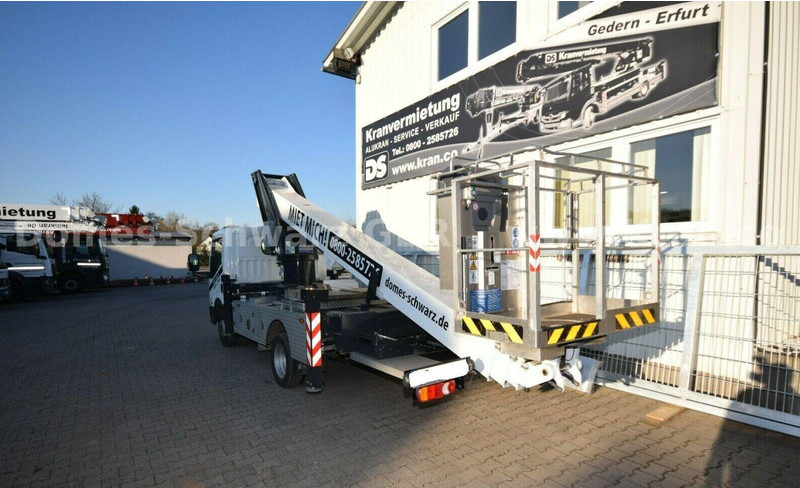 Nissan NT400 Cabstar Klaas Theo Emelőkosaras 25m - Camião, Camião grua: foto 4 Nissan NT400 Cabstar Klaas Theo Emelőkosaras 25m - Camião, Camião grua: foto 4